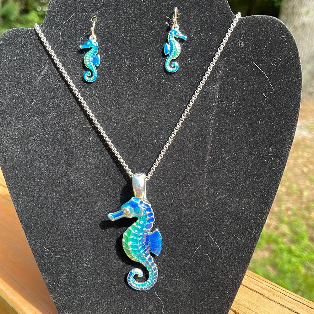 Seahorse necklace and earring set
